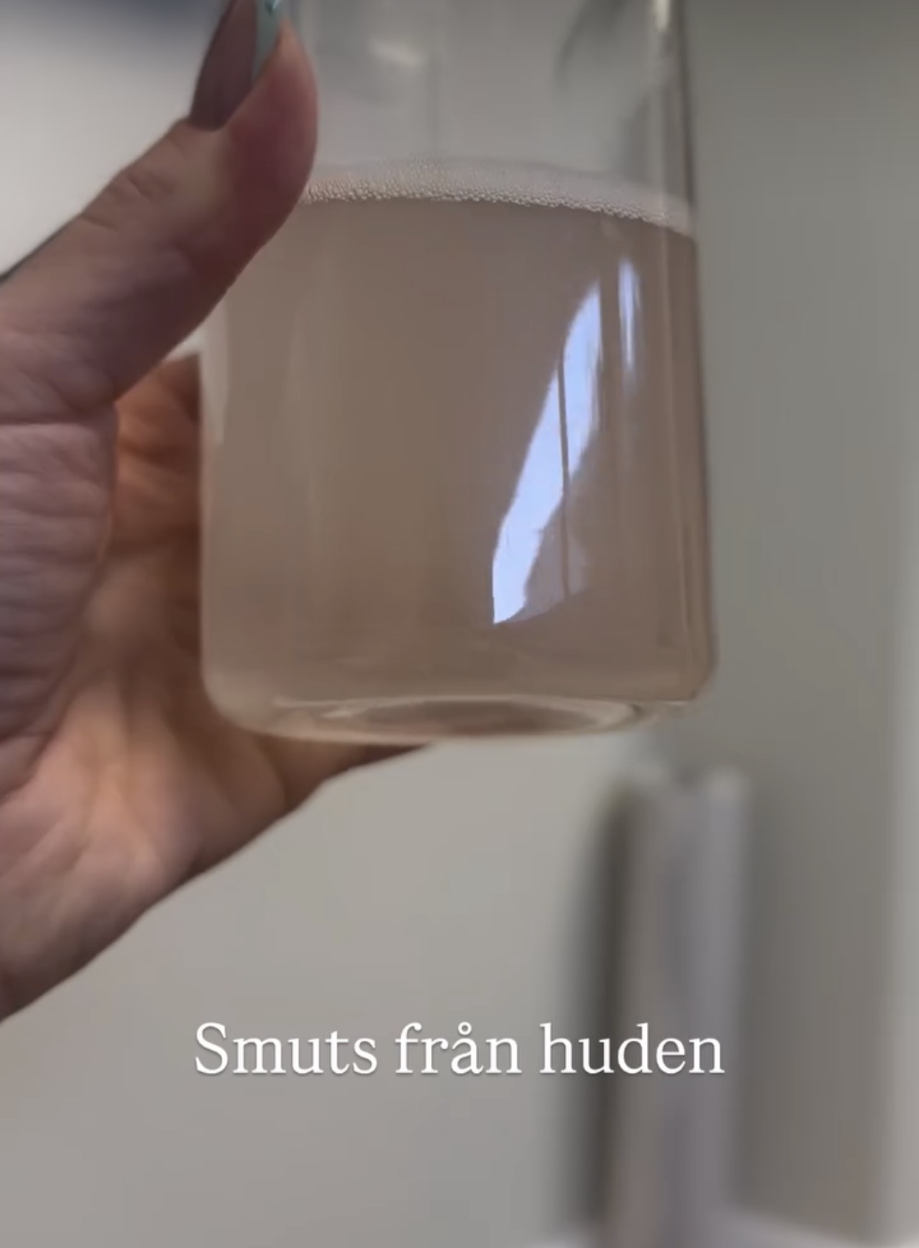 HydraFacial — Smuts från huden – närbild